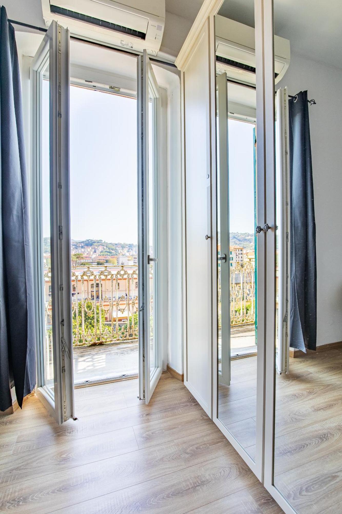 Elegante Dimora La Spezia-Free Parking Appartement Buitenkant foto