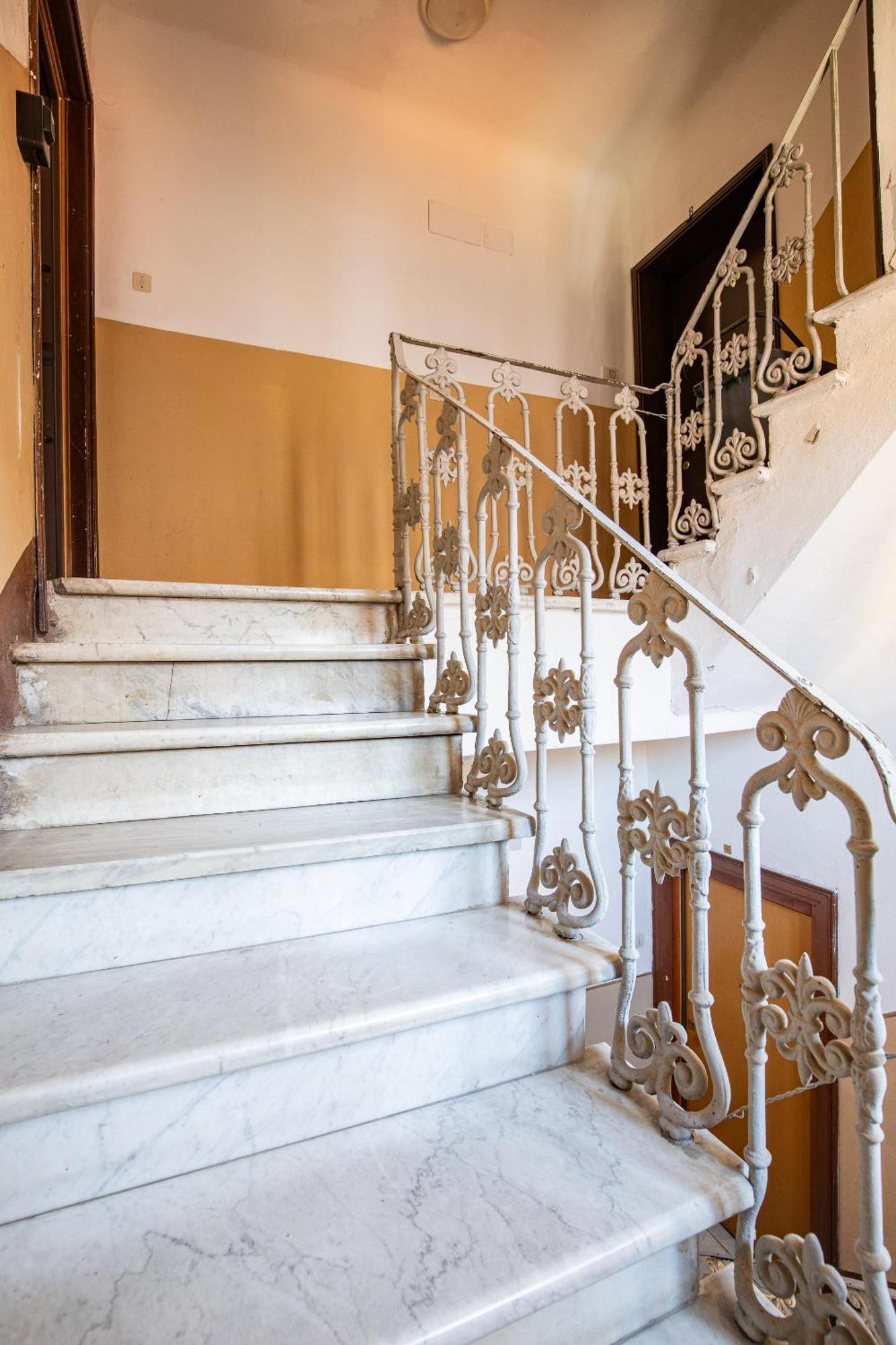 Elegante Dimora La Spezia-Free Parking Appartement Buitenkant foto